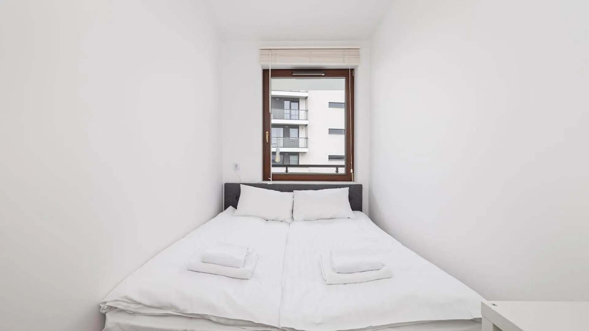 Rent Like Home - Burakowska 16B Warschau